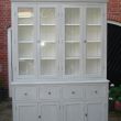 Na: behandeld met Annie Sloan Chalkpaint Paris Grey en Old White en was.